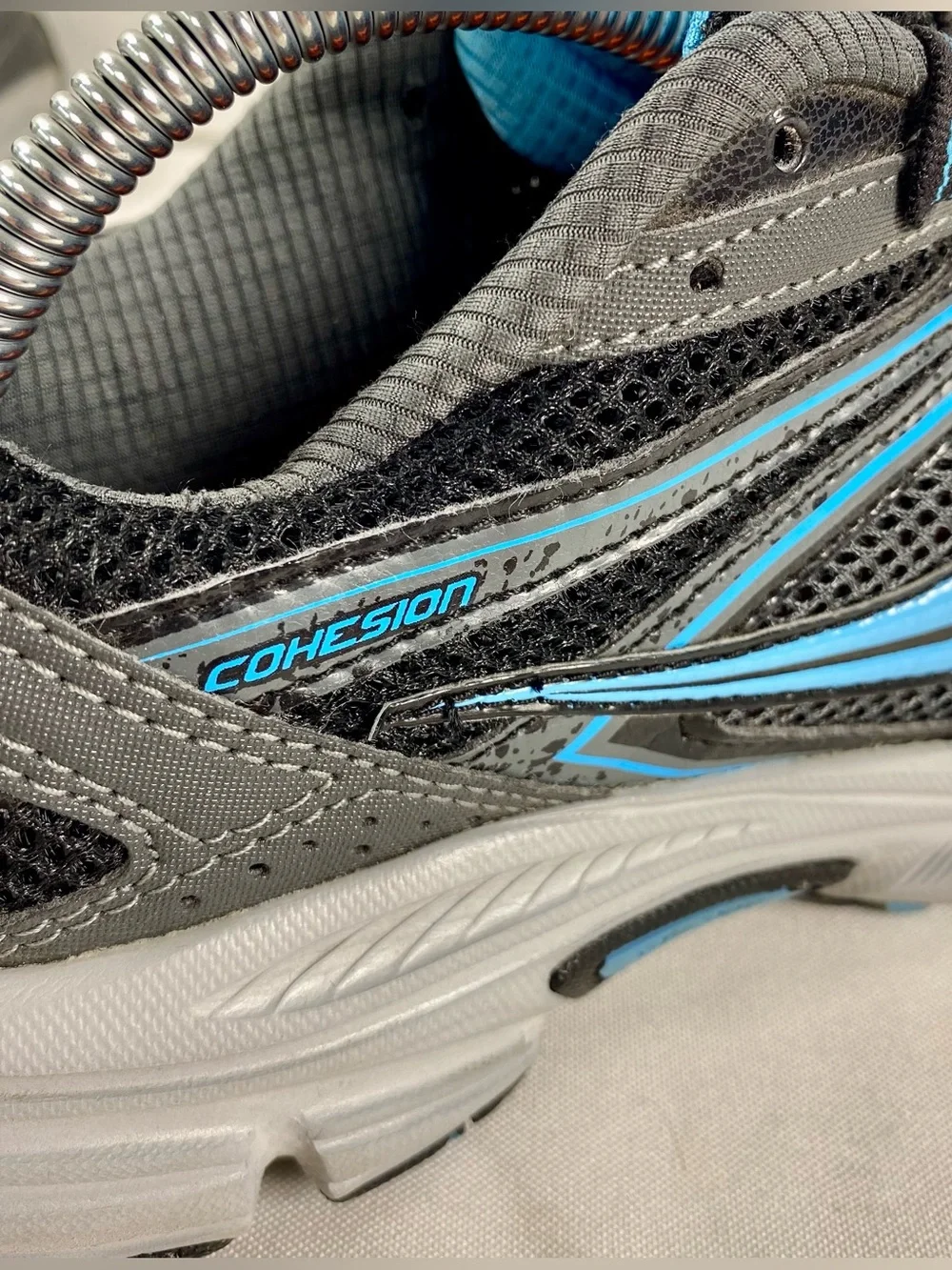 Saucony Cohesion 9 Womens 8 Black Gray Blue Running Shoes S15279-2 Sneakers